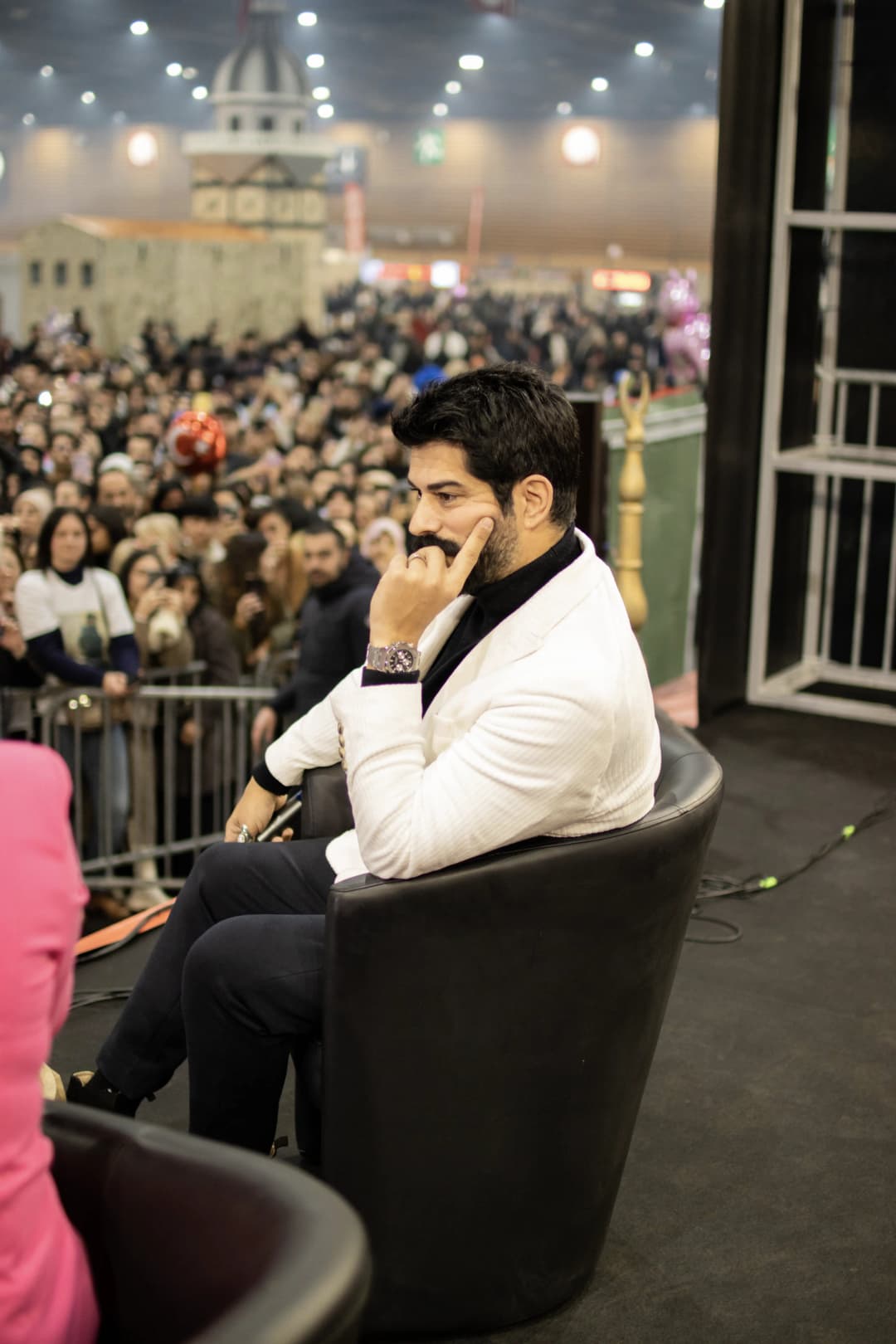 /_next/static/media/festi3.88a439f2.webp